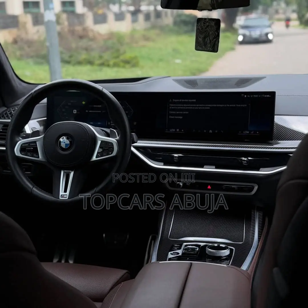 BMW X7 M60i Sports Activity Vehicle 2025 Black