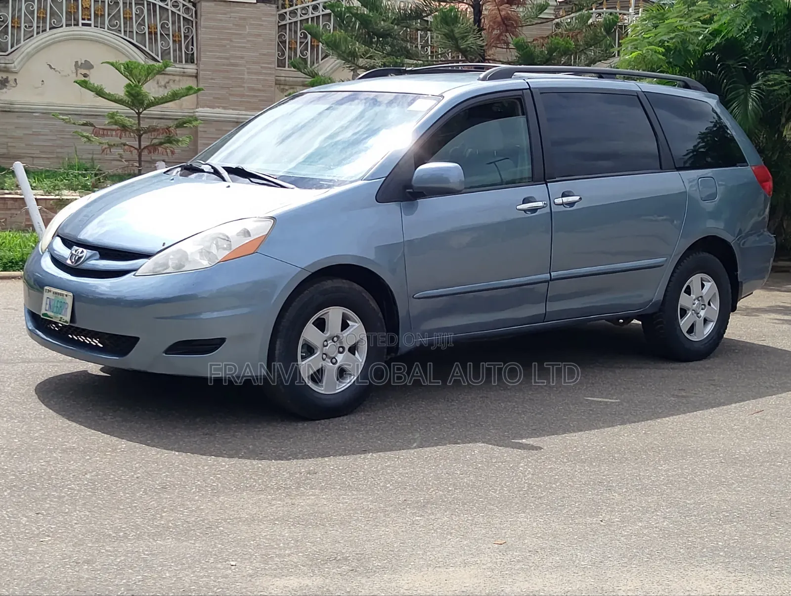 Toyota Sienna LE AWD 2006 Blue