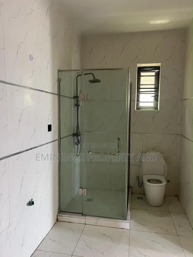 3bdrm Duplex in Lekki Expressway for rent