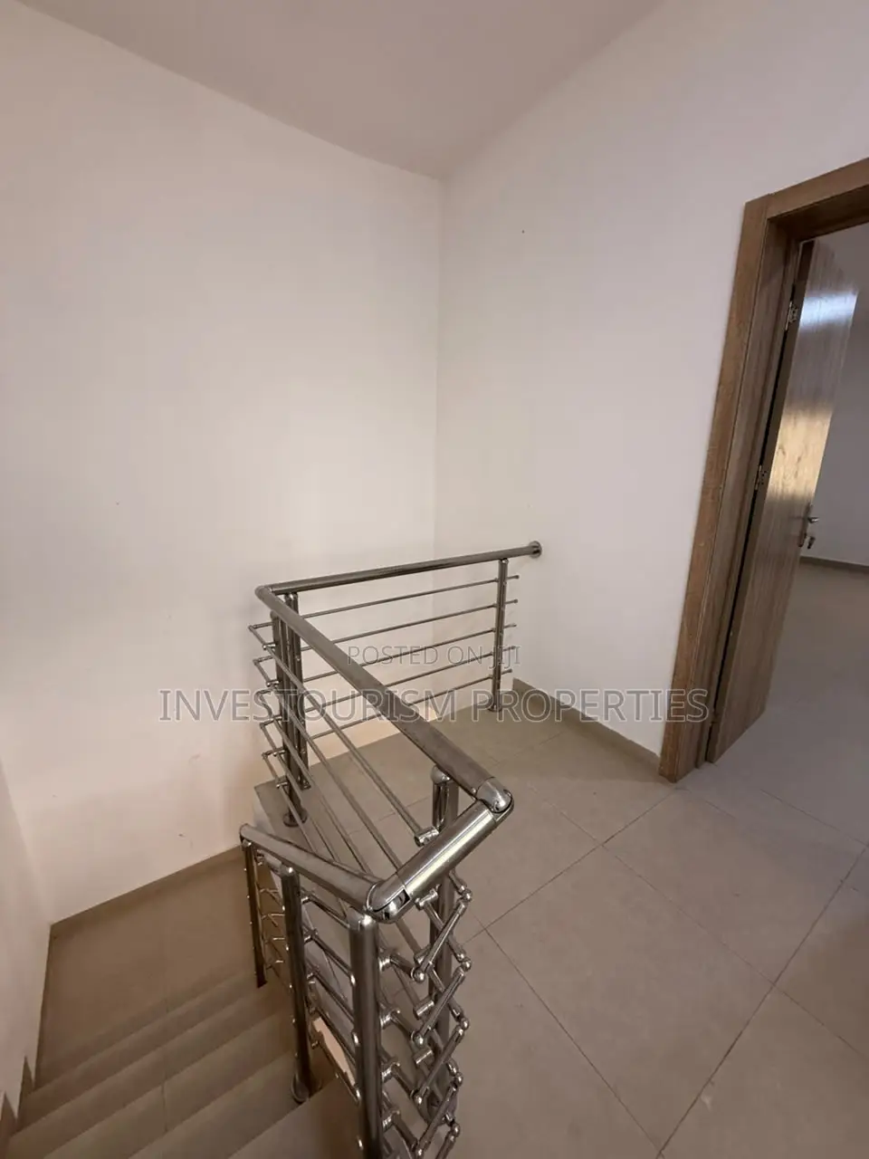 2bdrm Maisonette in Lekki Scheme 2 for rent