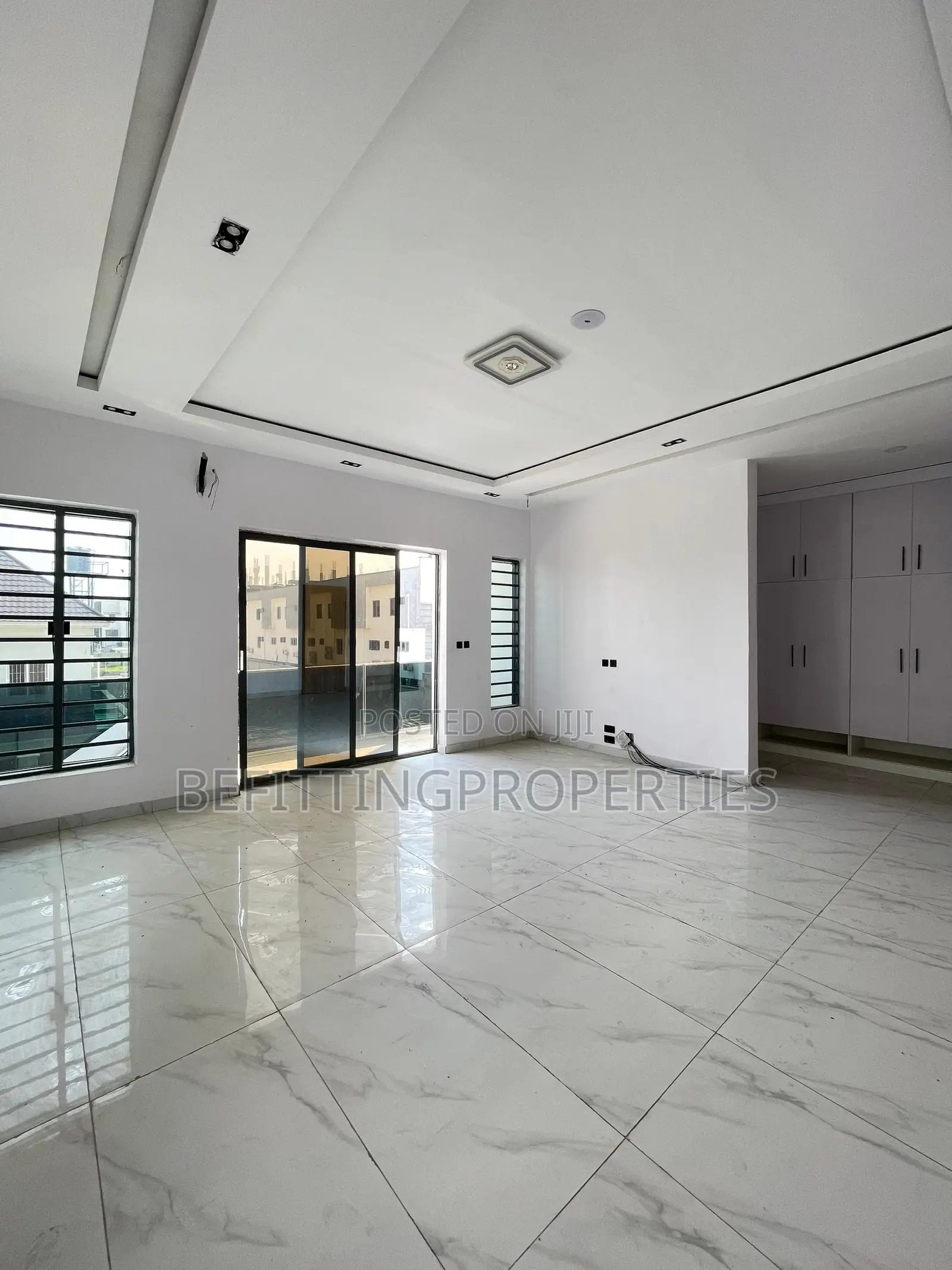4bdrm Duplex in Lekki for sale