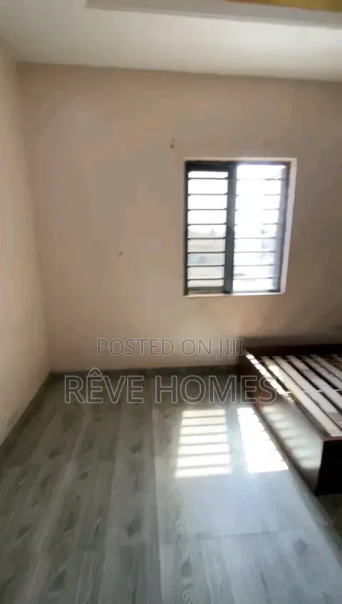 Studio Apartment in Akoka for rent