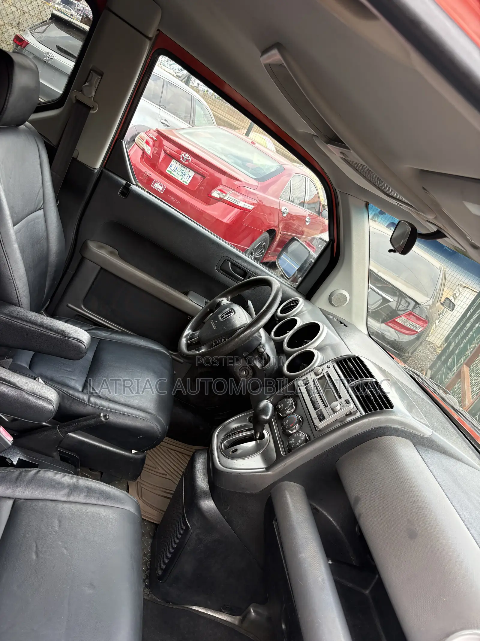 Honda Element LX Automatic 2005 Orange