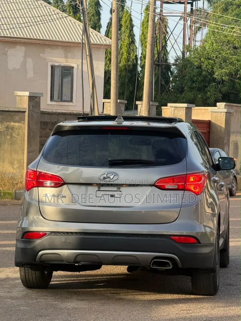 Hyundai Santa Fe 2013 Gray
