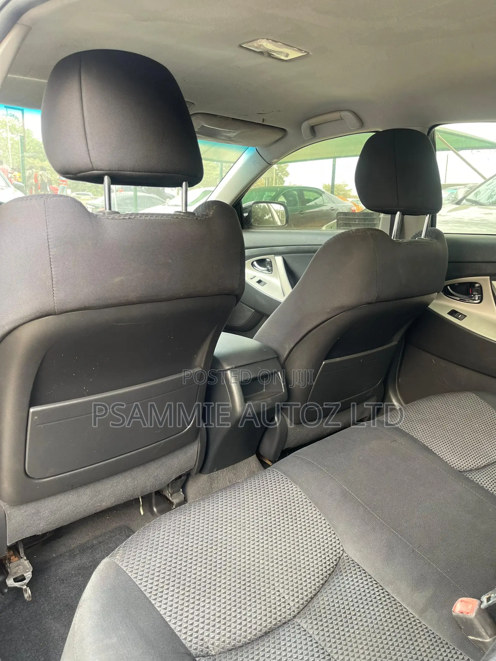 Toyota Camry SE 4dr Sedan (2.5L 4cyl 6A) 2011 Black