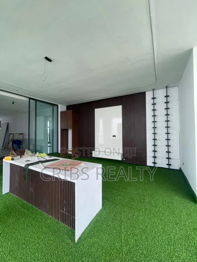 6bdrm Duplex in Osapa london for sale