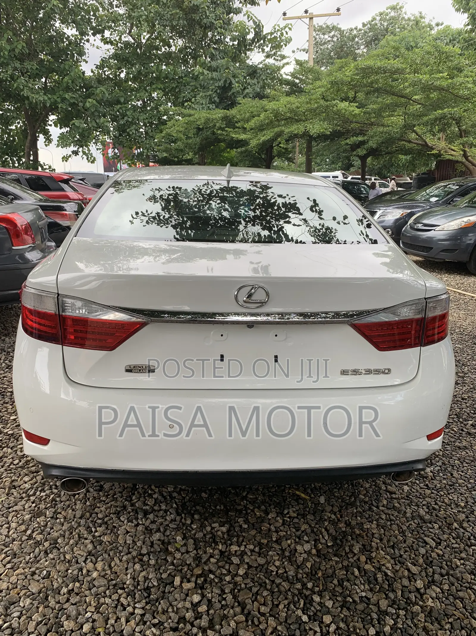 Lexus ES 350 FWD 2015 White