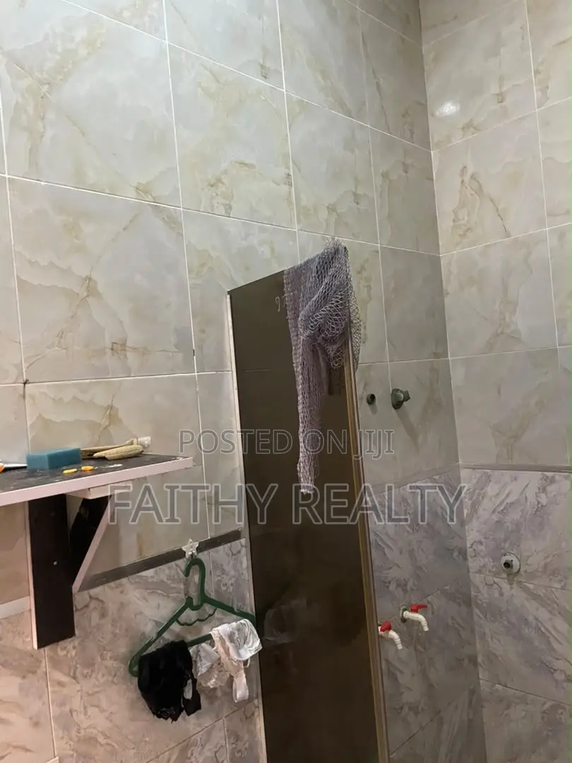 1bdrm Apartment in Ikota for rent