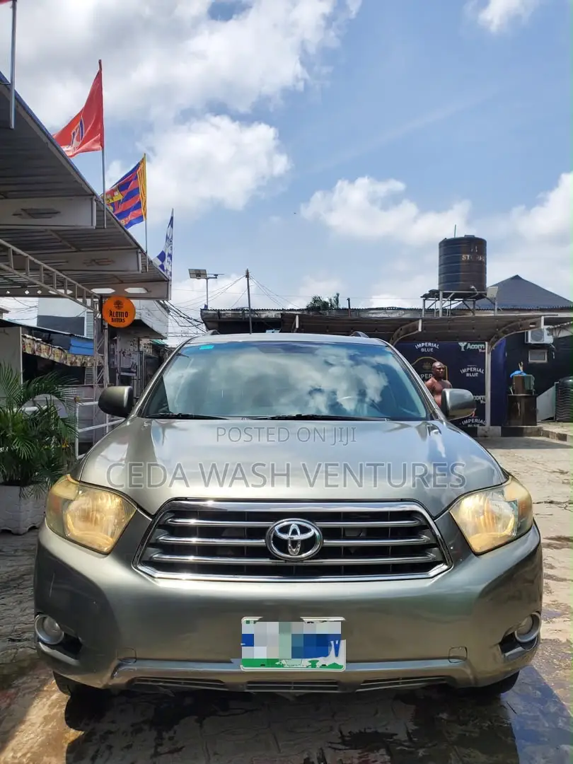 Toyota Highlander Sport 2009 Green
