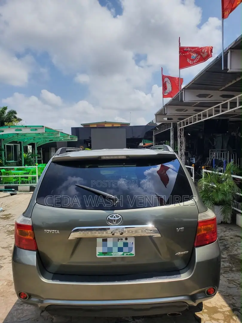 Toyota Highlander Sport 2009 Green