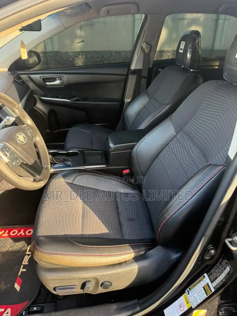 Toyota Camry 2016 Black