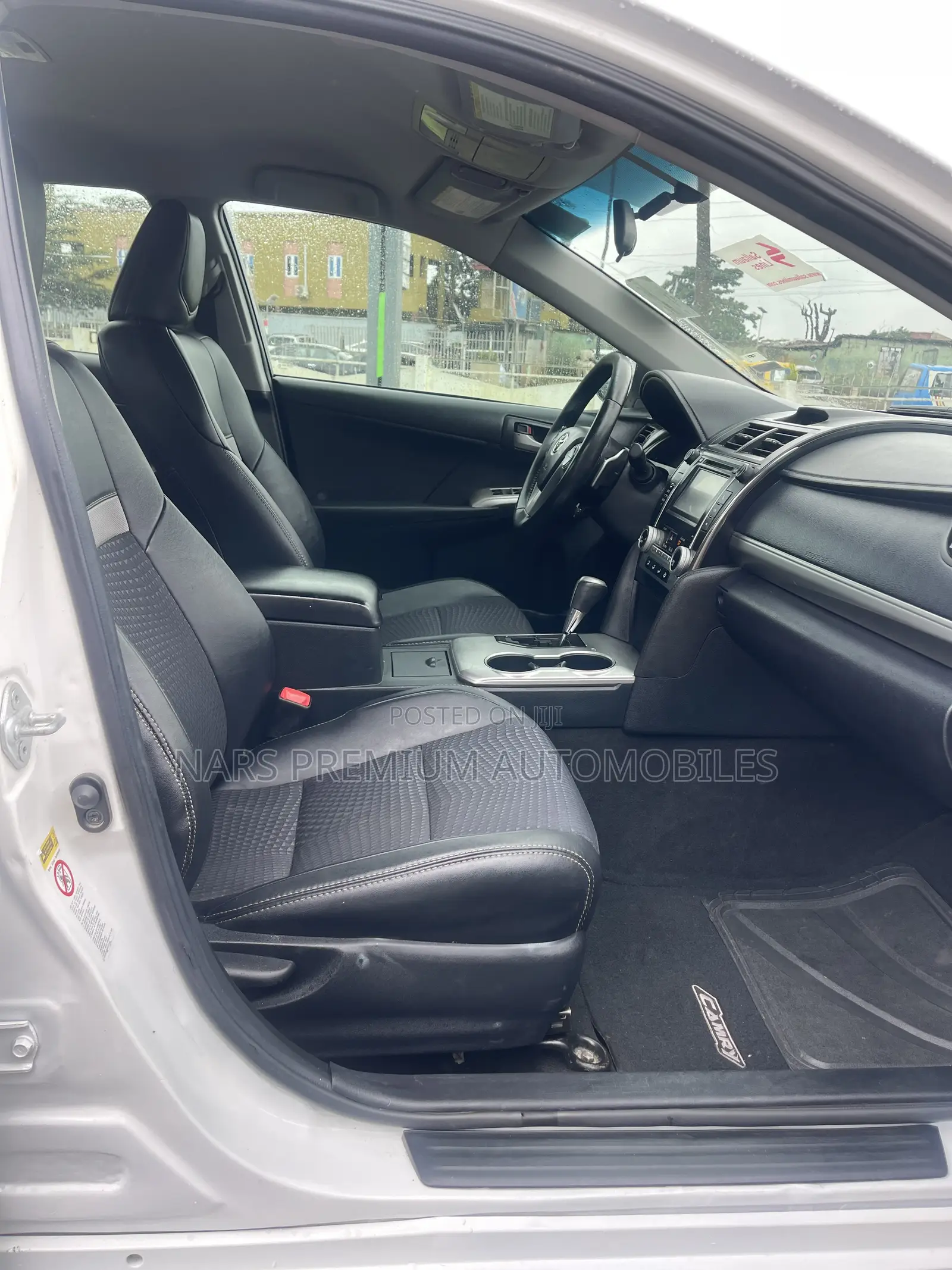 Toyota Camry SE Limited Edition 4dr Sedan (2.5L 4cyl 6A) 2012 White