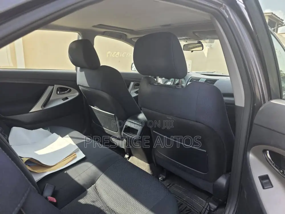 Toyota Camry 2009 Gray