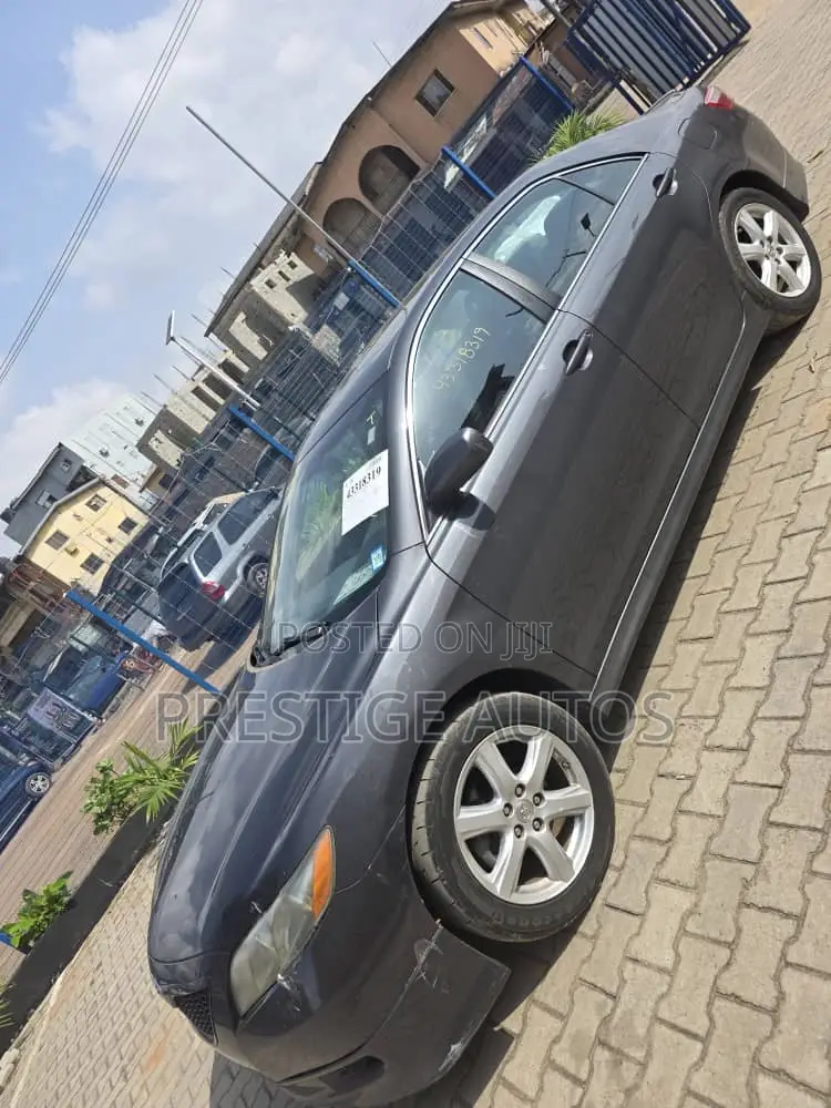 Toyota Camry 2009 Gray