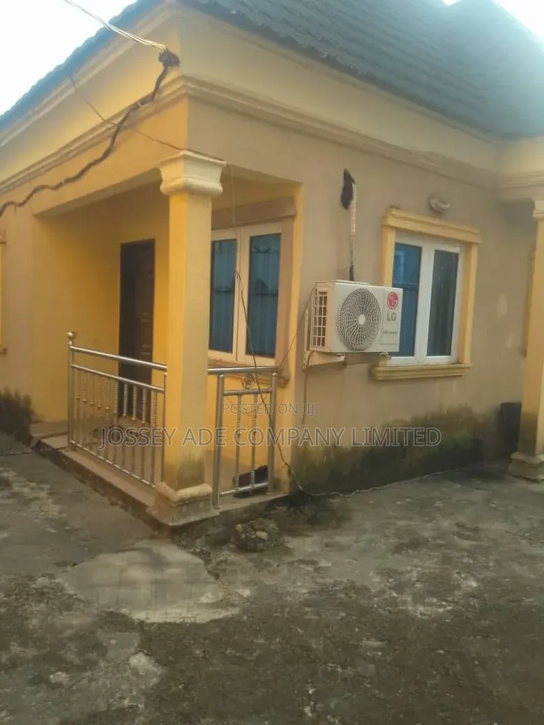 Furnished 1bdrm Bungalow in Ipaja Road for sale