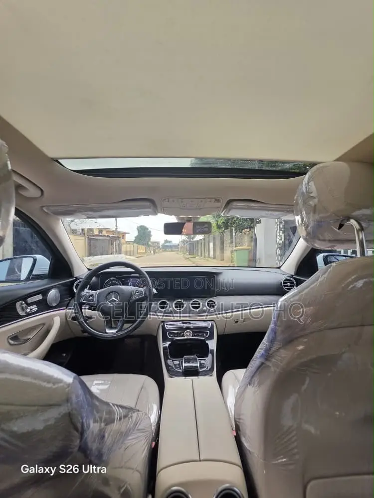 Mercedes-Benz E300 4Matic AWD Sedan (2.0L 4cyl 9A) 2017 White