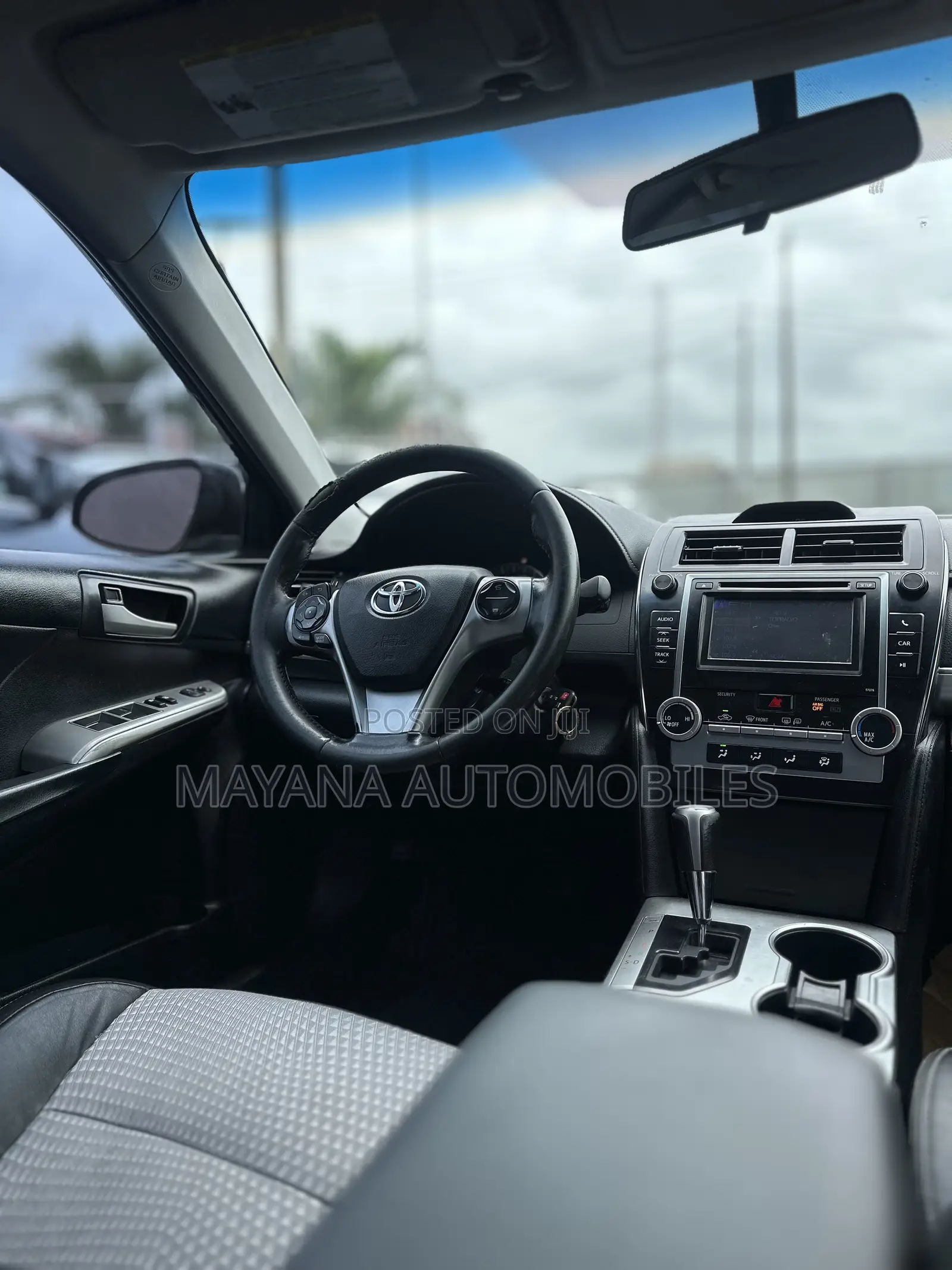 Toyota Camry SE 4dr Sedan (2.5L 4cyl 6A) 2014 Black