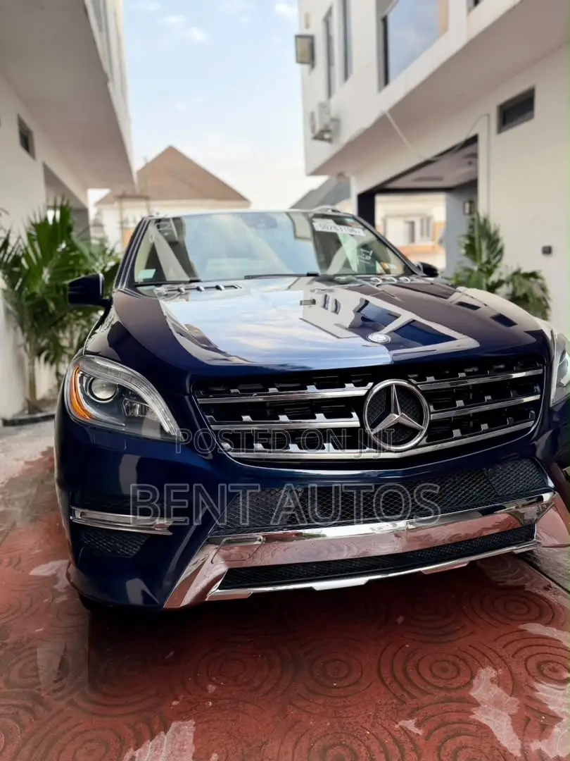 Mercedes-Benz M Class ML400 4MATIC 4dr SUV AWD (3.0L 6cyl Turbo 7A)