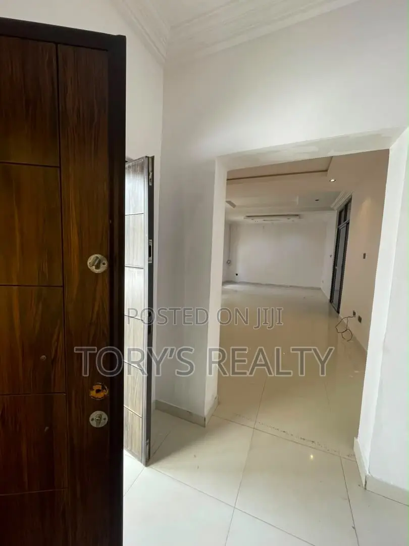 Studio Apartment in Lekki Phase 2 for rent