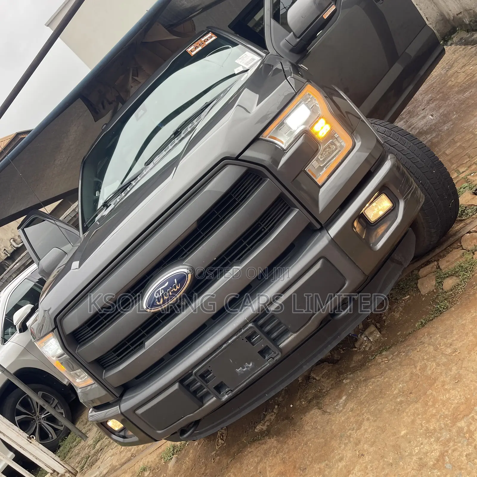 Ford F-150 Lariat 4x4 SuperCab Styleside 6.5 ft. box 145 in. WB 2016