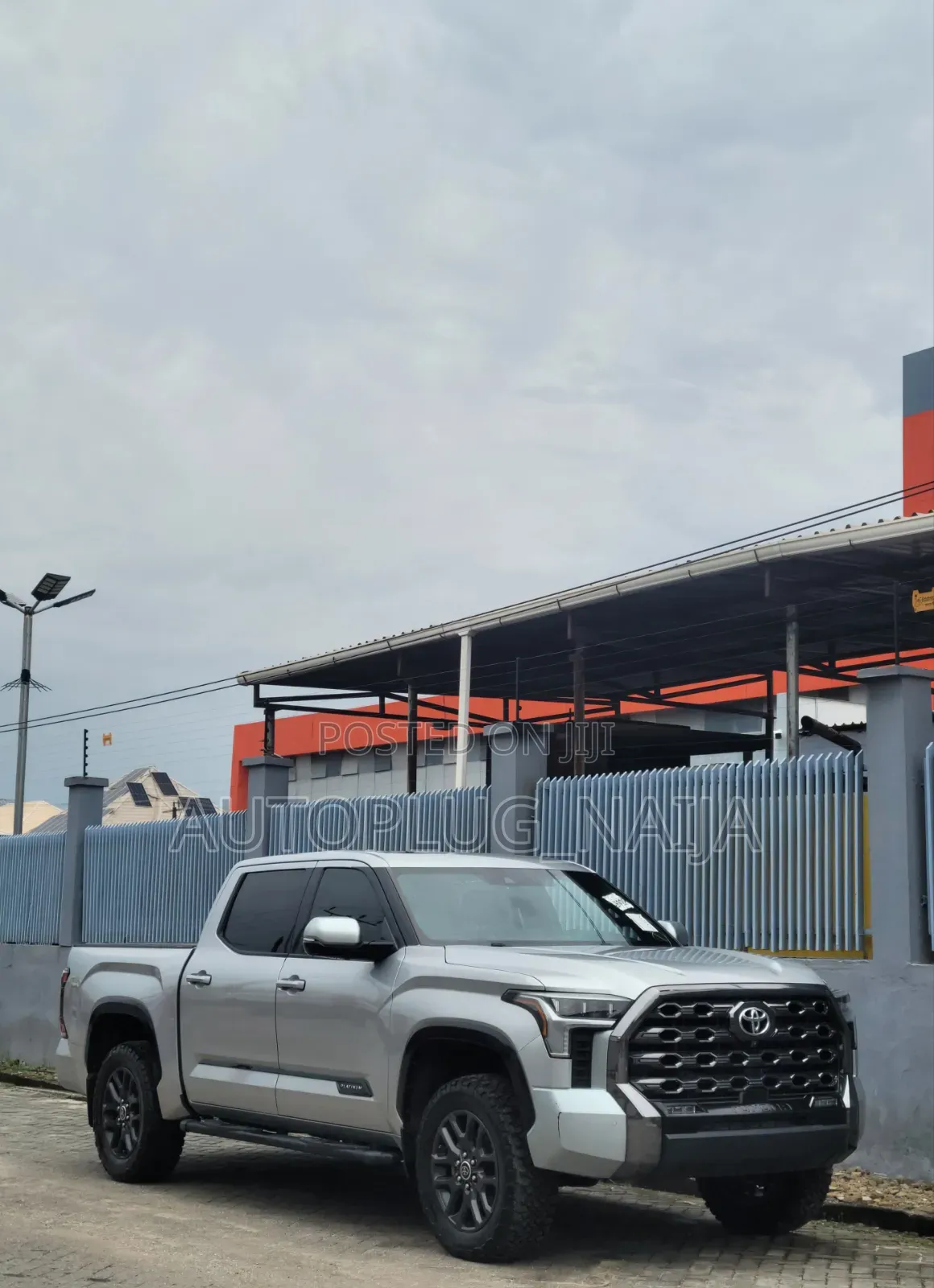 Toyota Tundra 2023 Silver