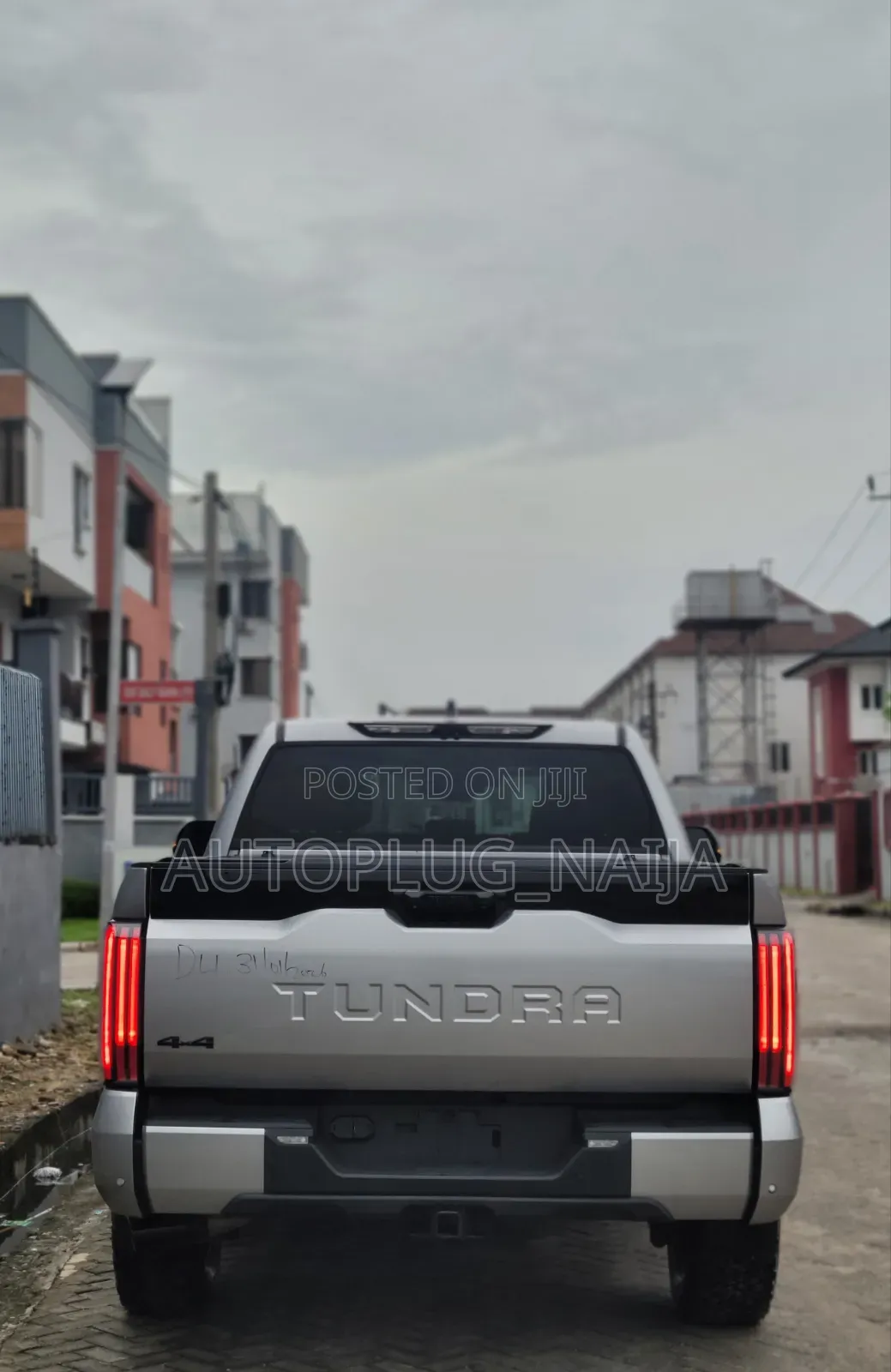 Toyota Tundra 2023 Silver