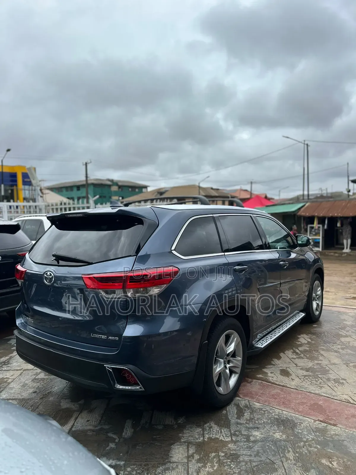 Toyota Highlander 2019 Blue
