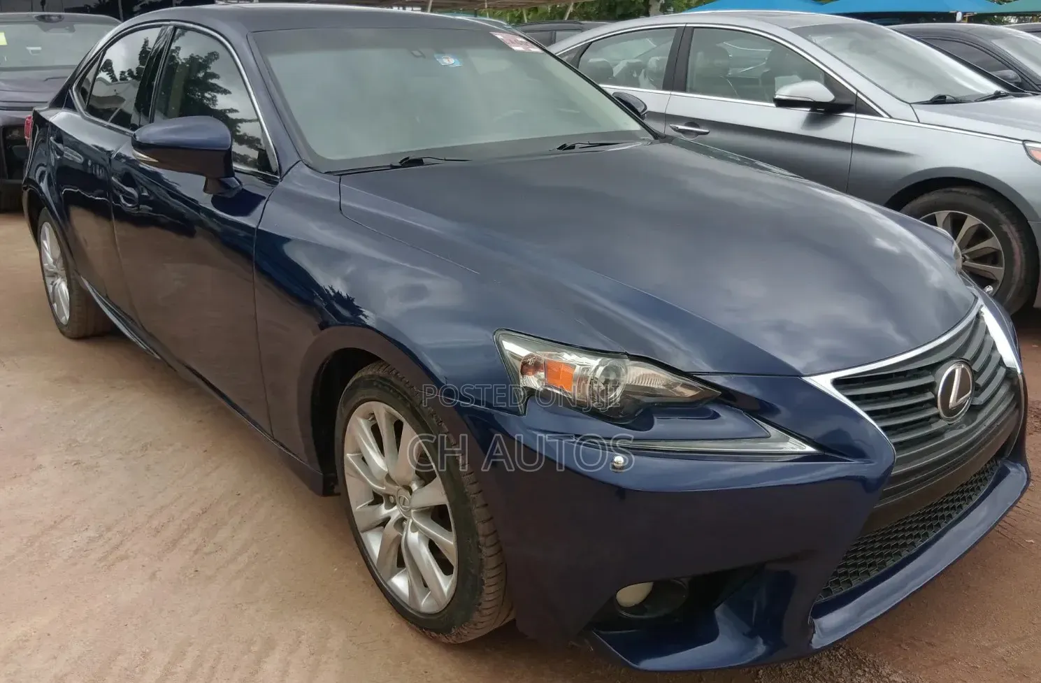 Lexus IS 250 4WD 2014 Blue