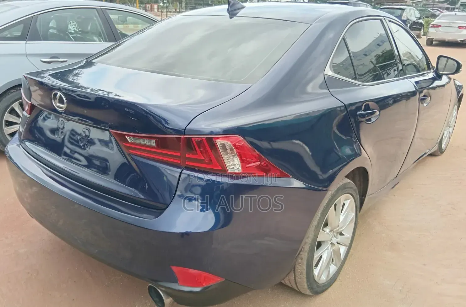 Lexus IS 250 4WD 2014 Blue