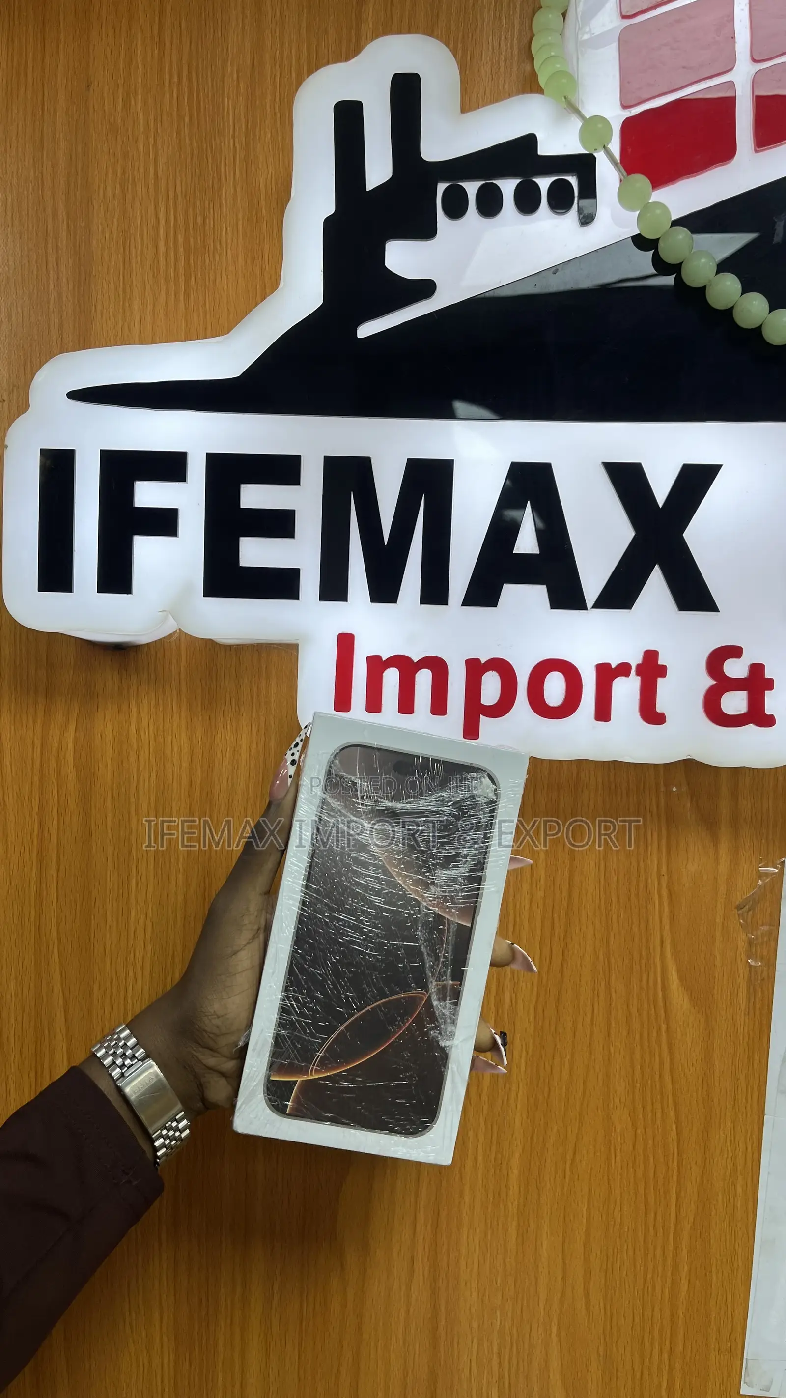 New Apple iPhone 16 Pro Max 256 GB Gray
