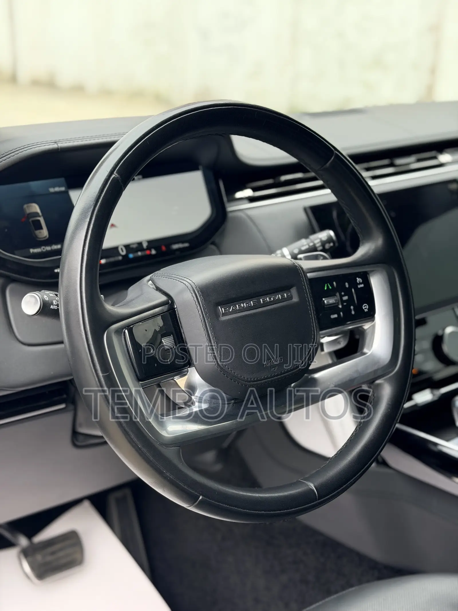 Land Rover Range Rover Vogue 2023 Black