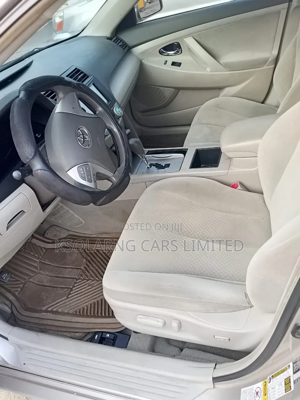 Toyota Camry 2008 Gold