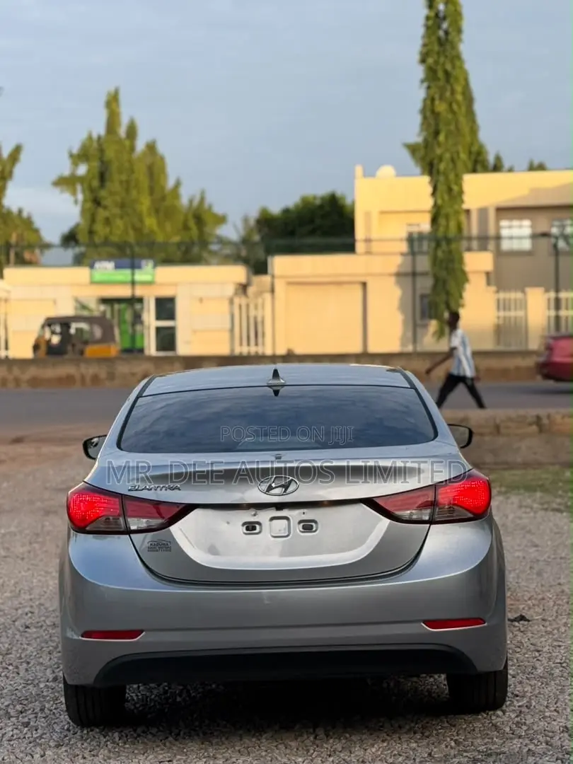 Hyundai Elantra 2015 Gray