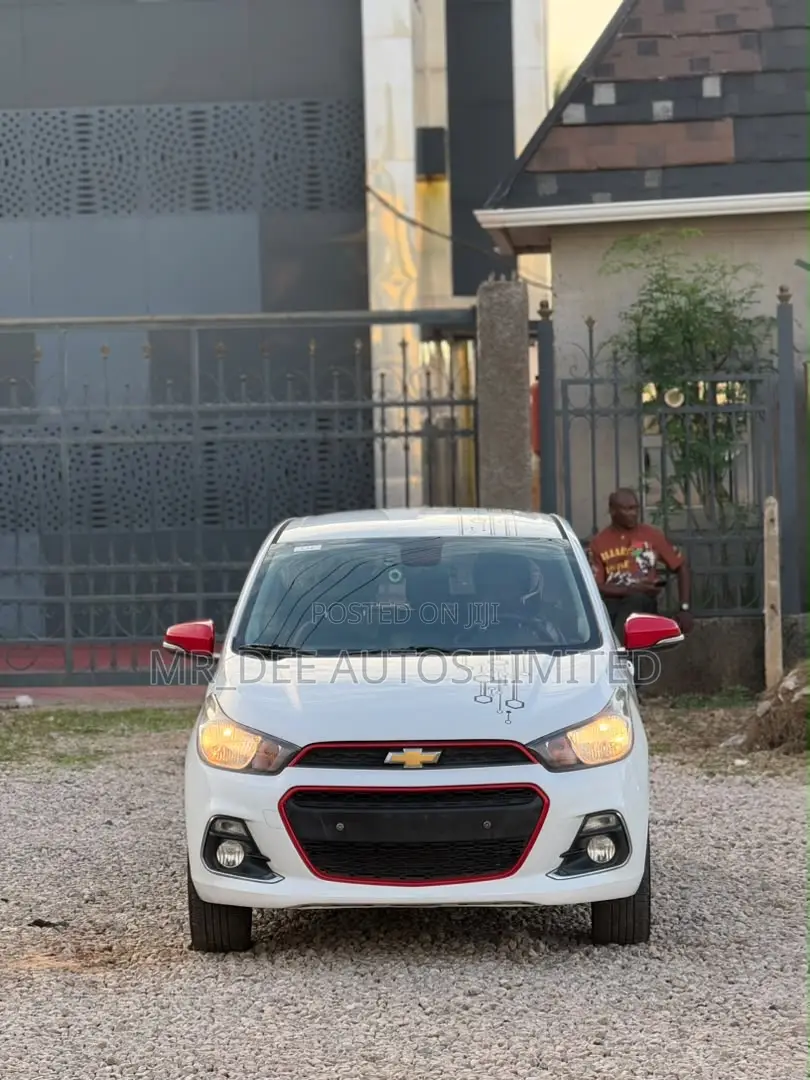 Chevrolet Spark 2016 White