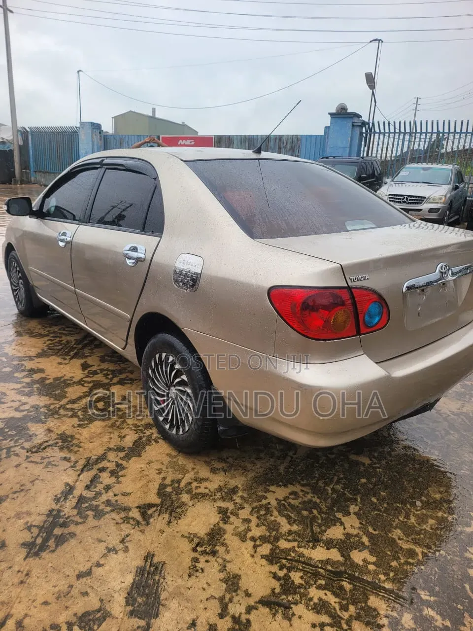 Toyota Corolla 2004 Gold