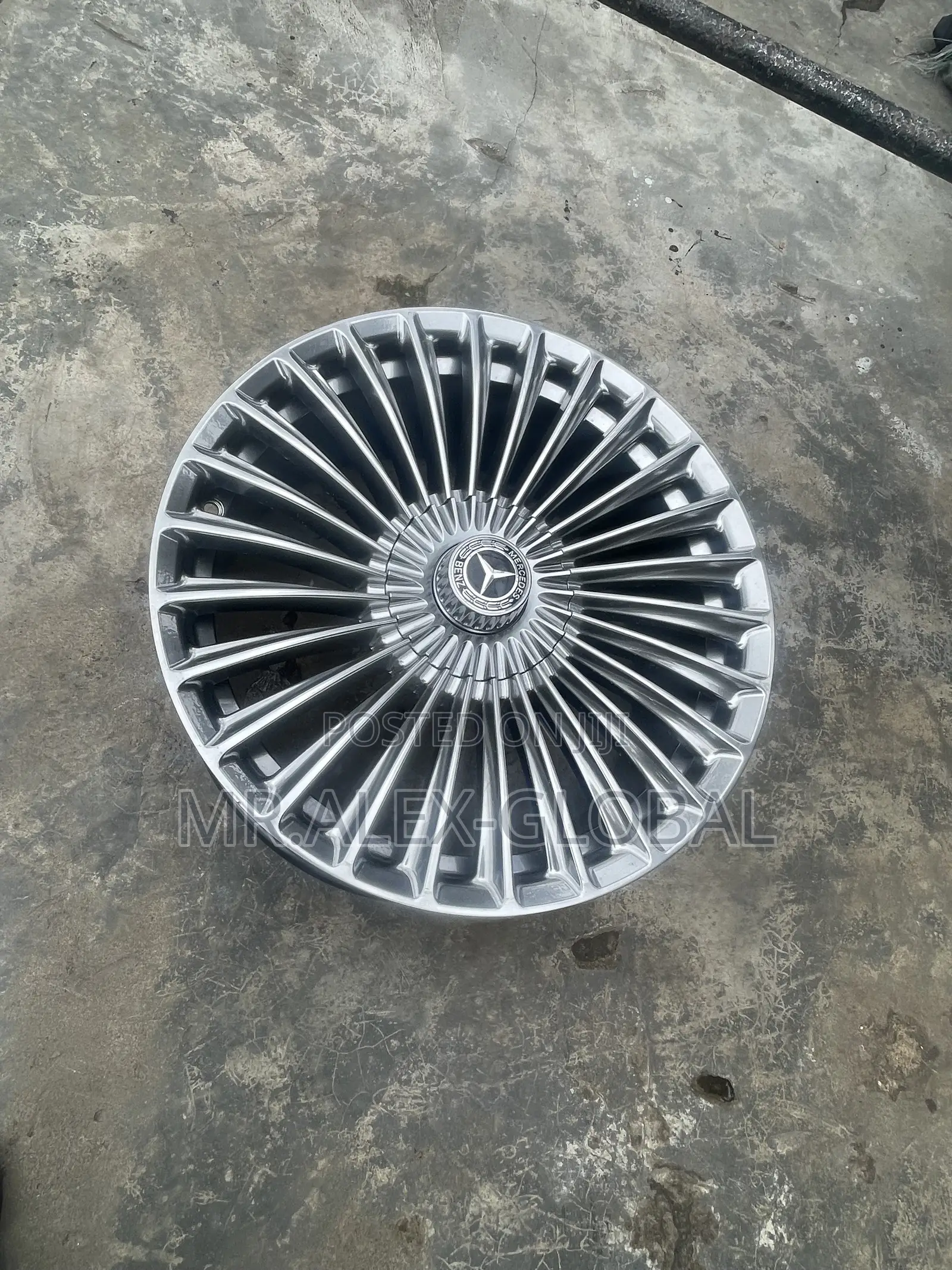 18 INCHES Polish Mercedes and Universal Rim