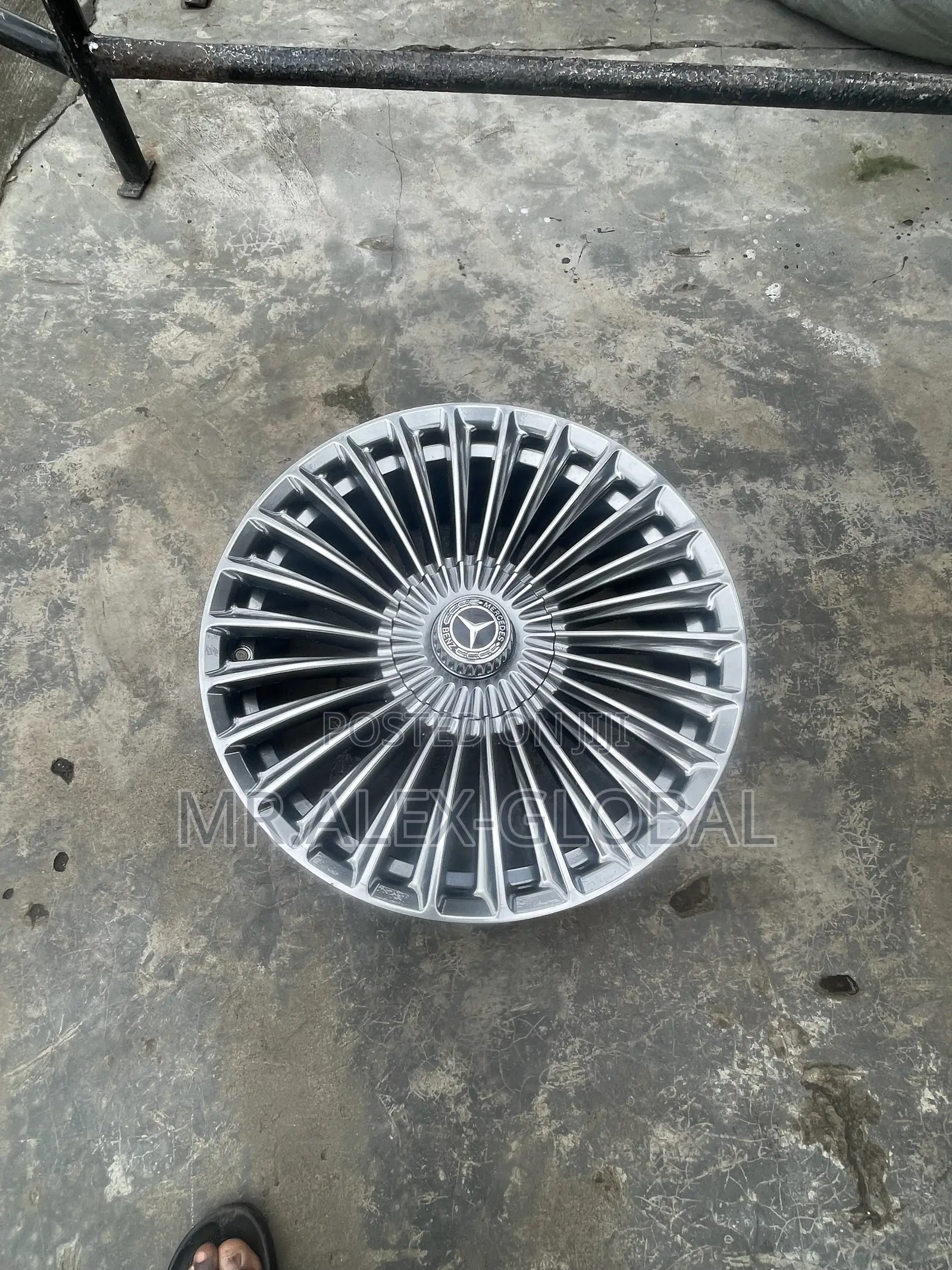 18 INCHES Polish Mercedes and Universal Rim