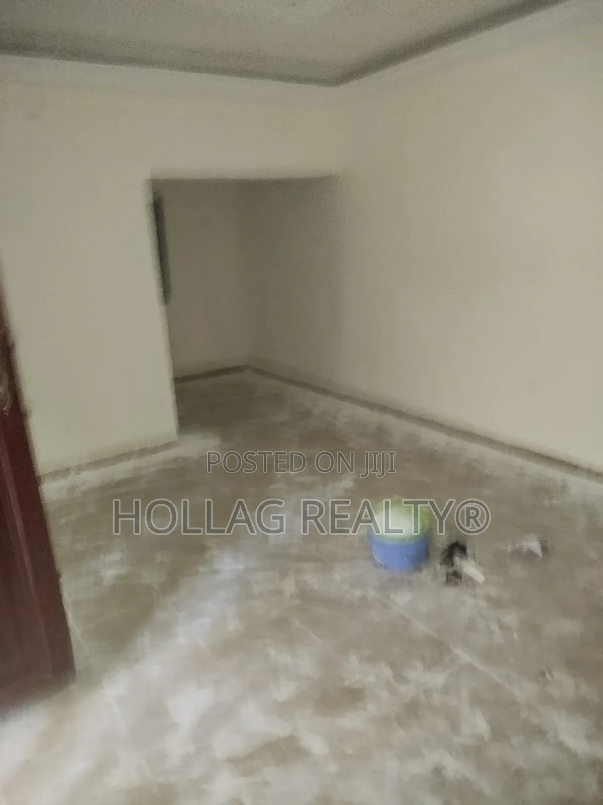 Mini Flat in Ago Palace for rent