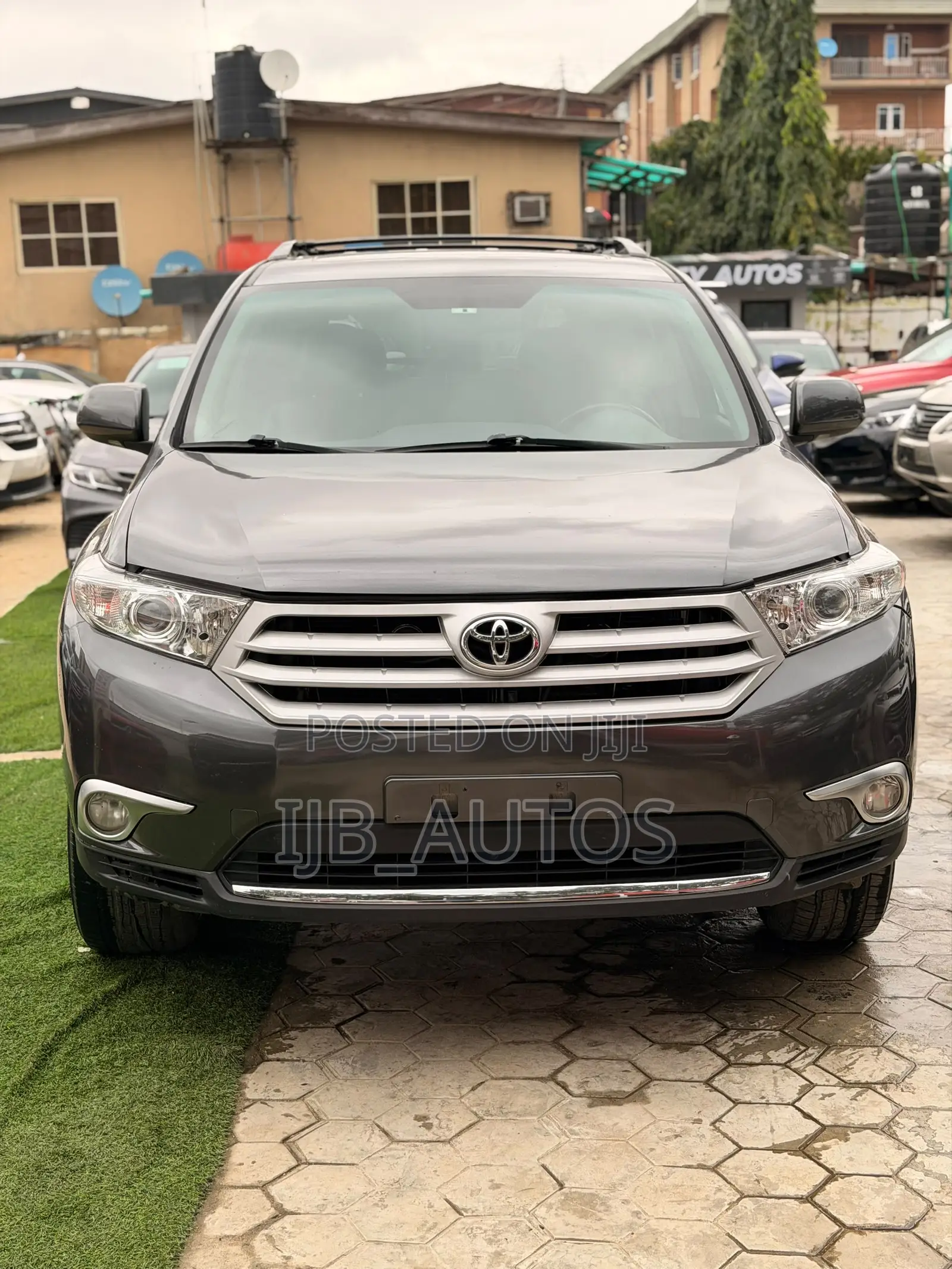 Toyota Highlander Limited 3.5l 4WD 2013 Gray
