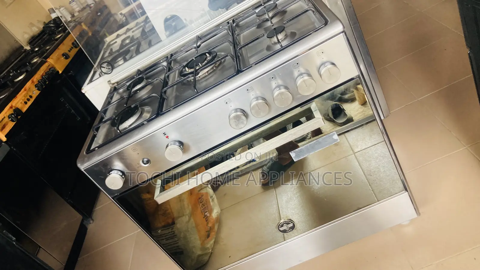Clean Imported 5 Burner Gas Cooker