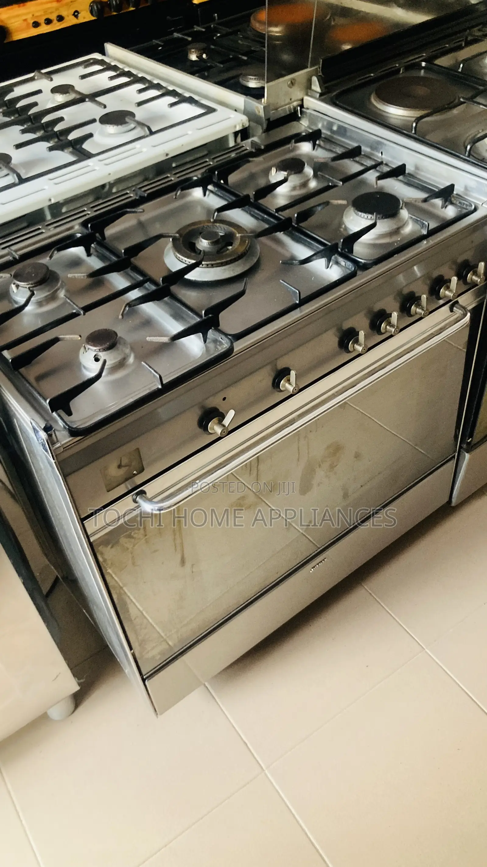 Clean Imported 5 Burner Gas Cooker