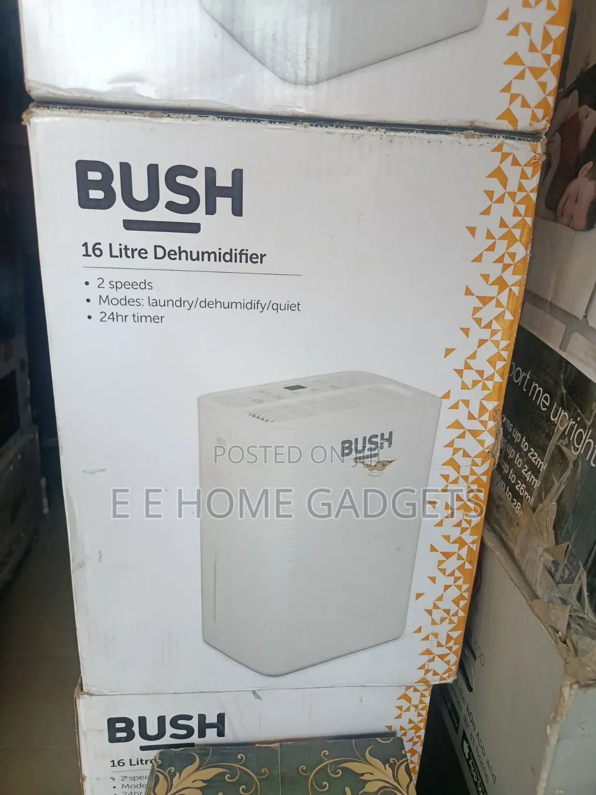 Bush D015B 16L Dehumidifier