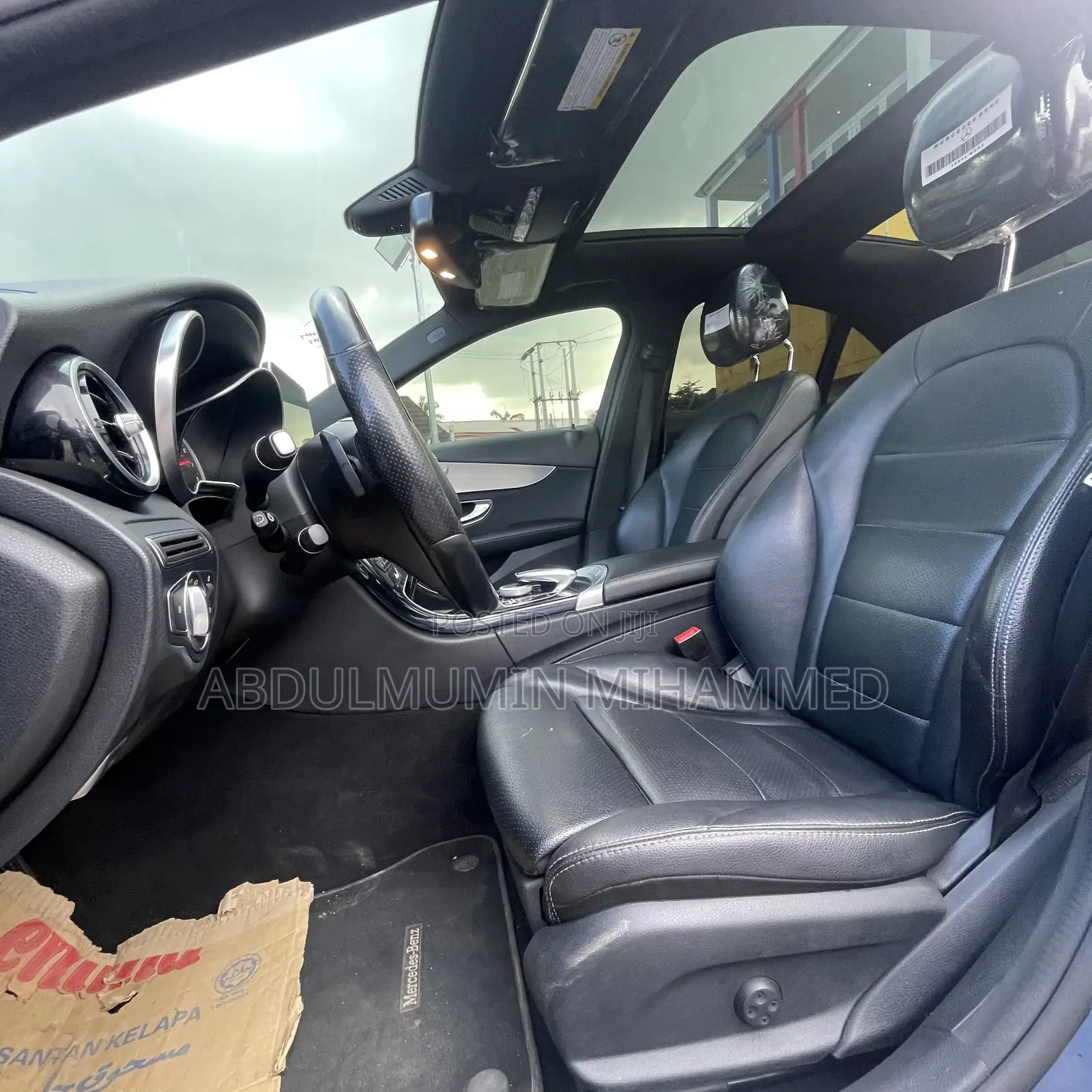Mercedes-Benz C300 2017 Black