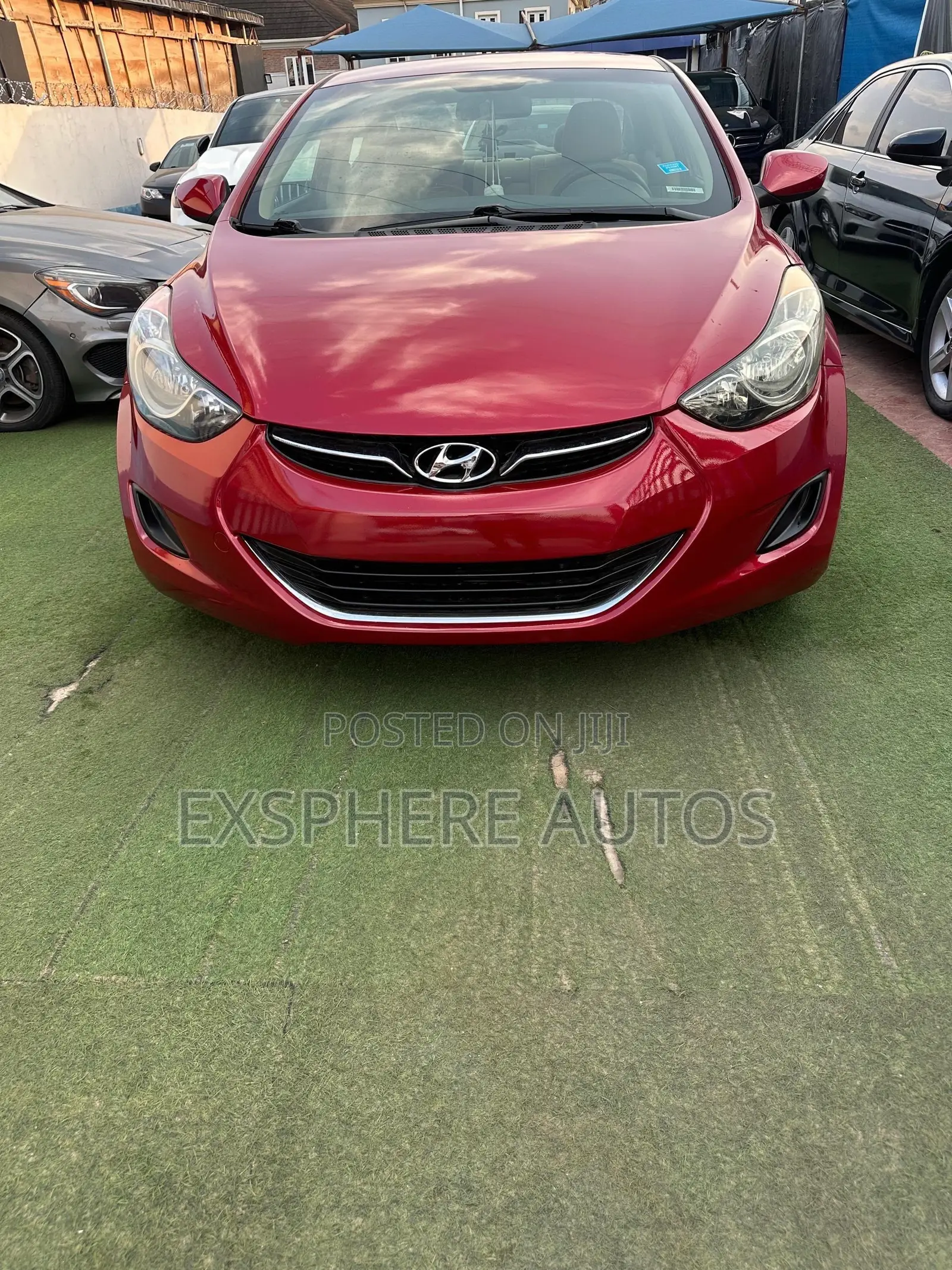 Hyundai Elantra 2011 Red