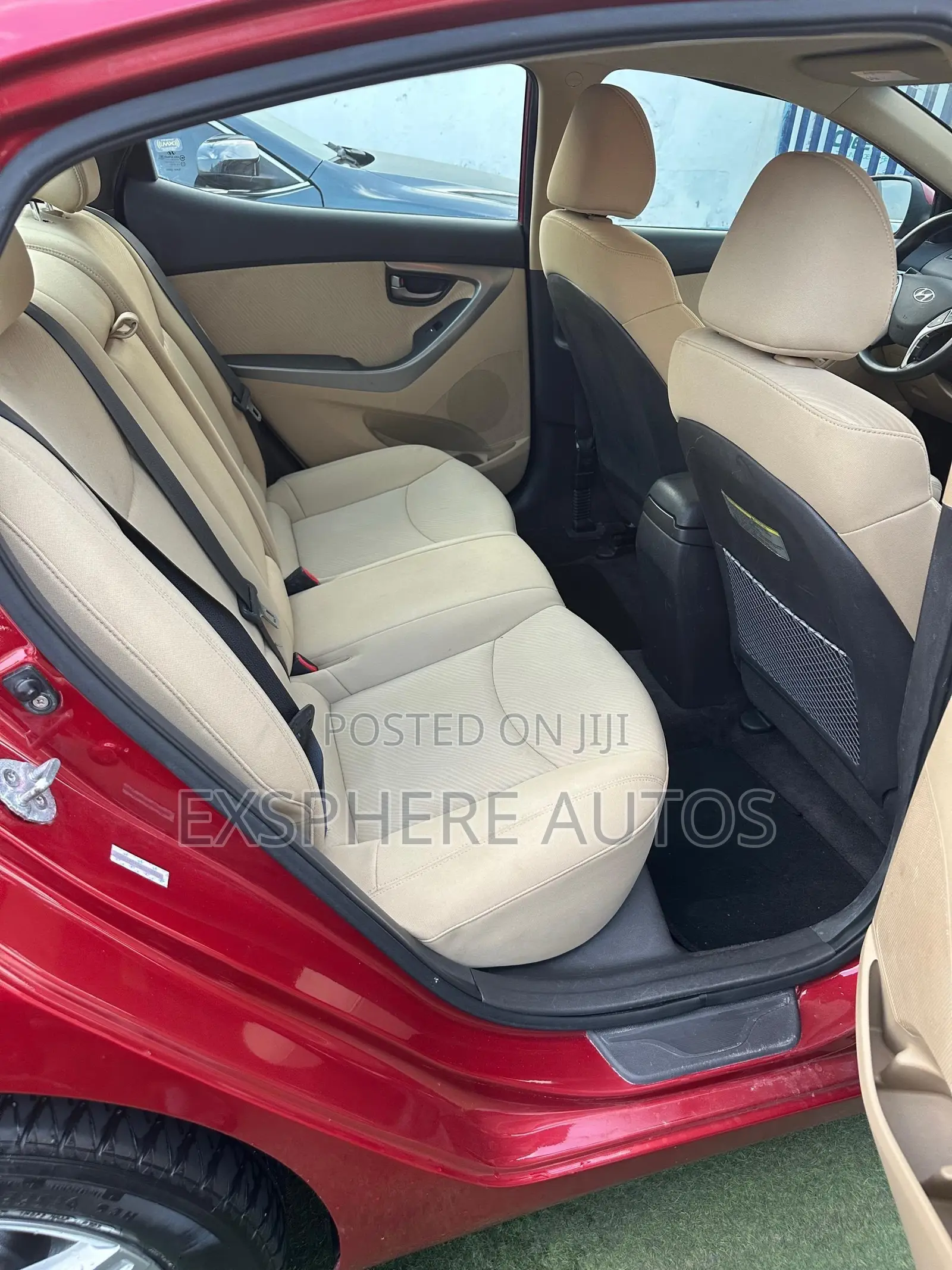 Hyundai Elantra 2011 Red