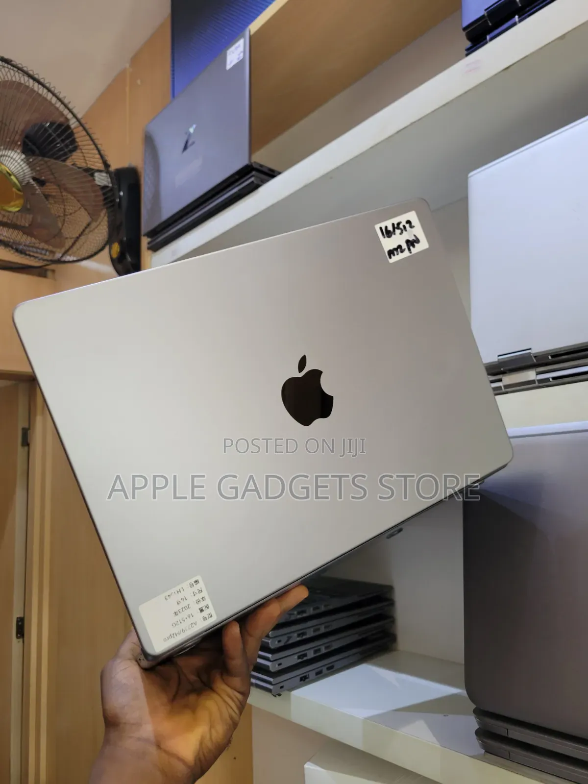 Laptop Apple MacBook Pro 2023 M2 16GB Intel Core Ultra 7 SSD 512GB