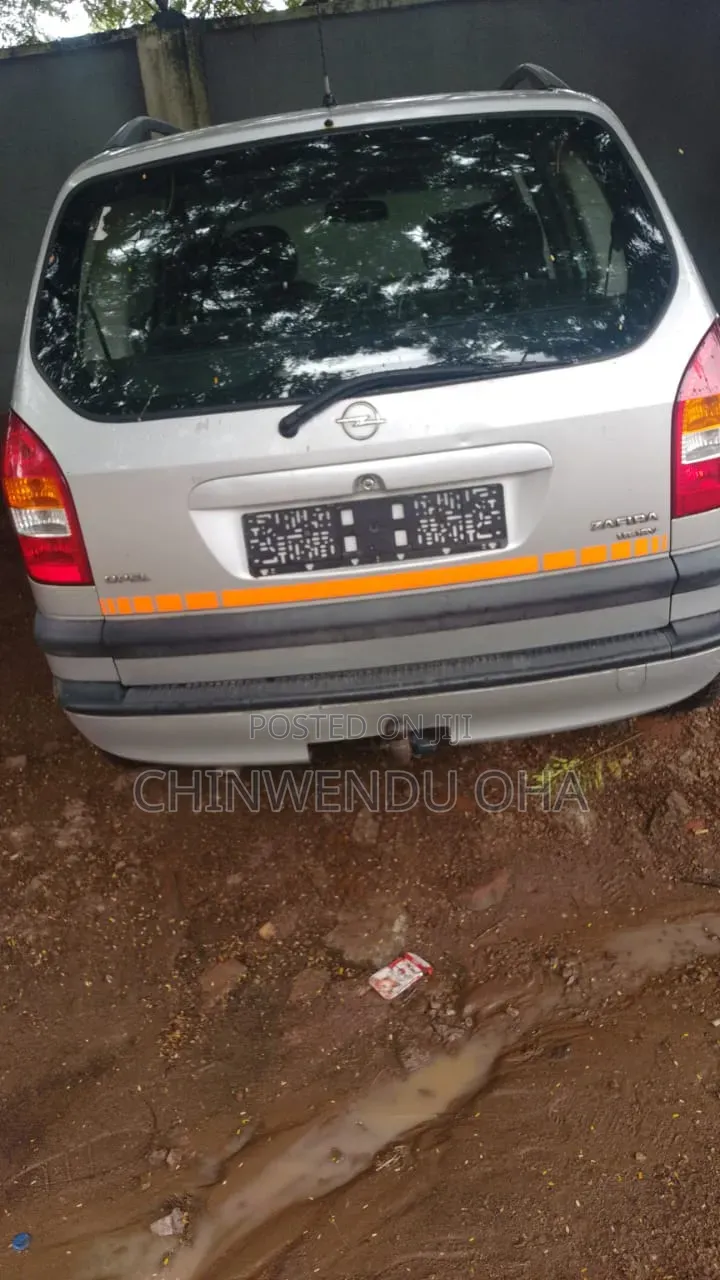 Opel Zafira 2004 Silver