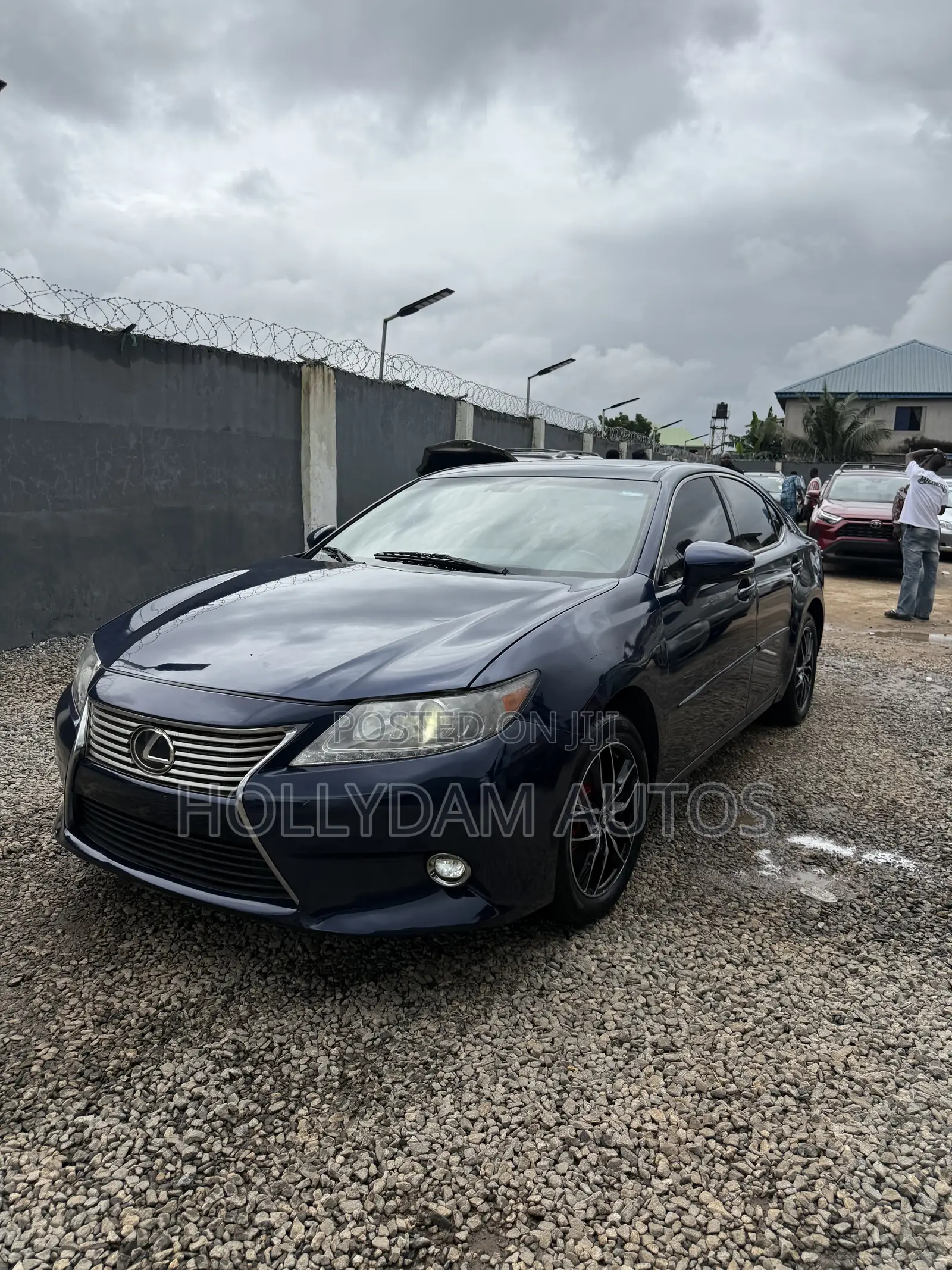 Lexus ES 350 FWD 2014 Blue