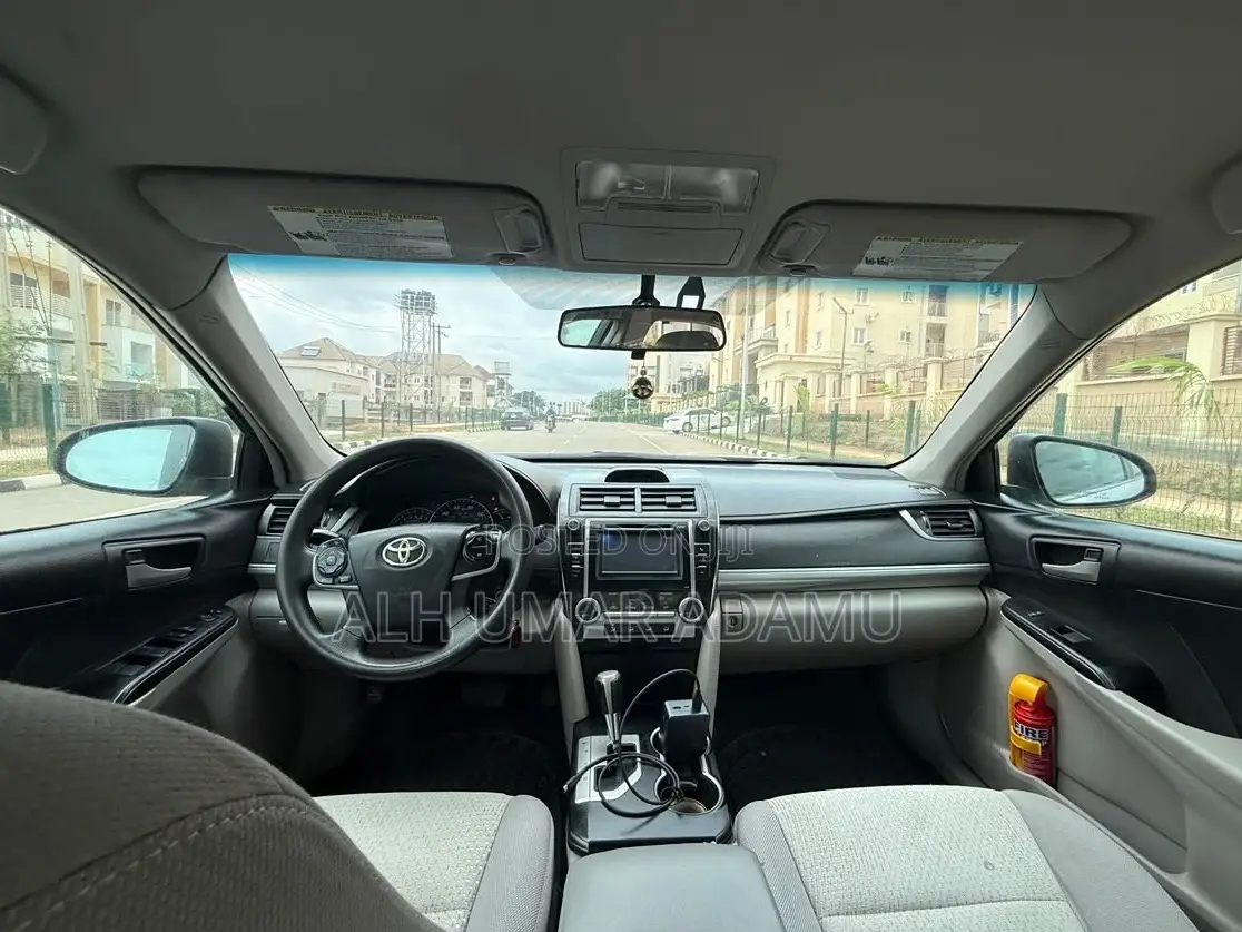 Toyota Camry 2014 Silver