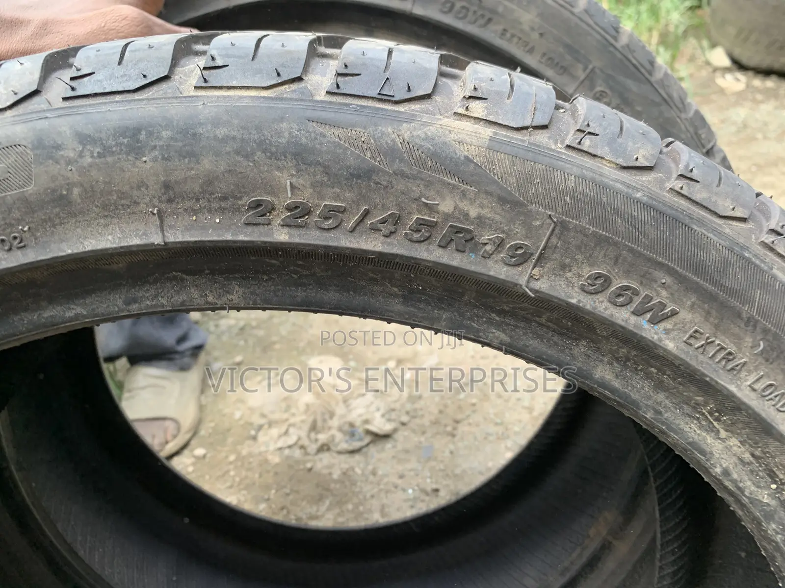 225/45 R19 Tokunbo Tyres – Clean Pair | Strong Grip Smooth Ride